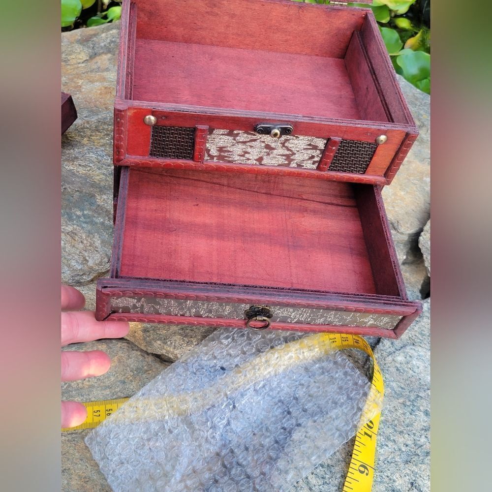 Jewelry Box - Picture 3 of 12